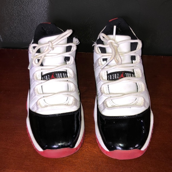 Jordan 11 Retro Low